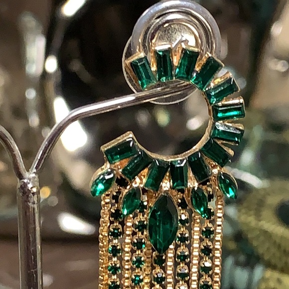 GUESS Crystal Semi-circle & Fringe Chandelier Earrings - Picture 7 of 12